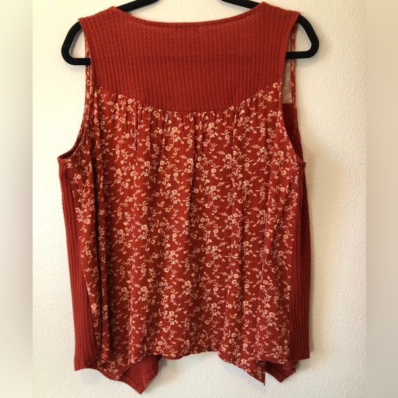 Maurices Rust Waffle Knit Floral Sleeveless Top - Picture 2 of 4